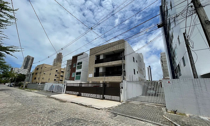 Apto Com 3 Quartos E...