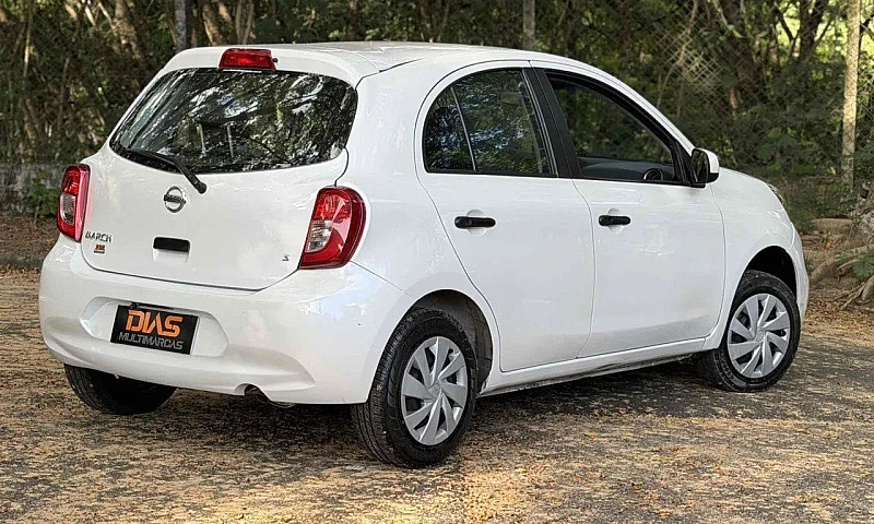 Nissan March S 1.0 1...