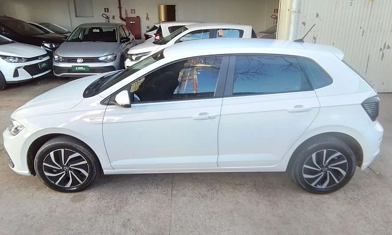 Volkswagen Polo 2024...