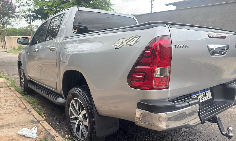 Hilux 4X2 2020/20 Fl...