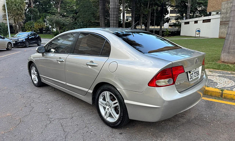 Honda Civic Sedan Ex...