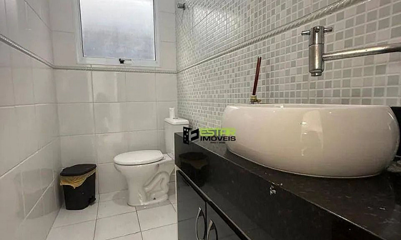 Casa Com 4 Dormitóri...
