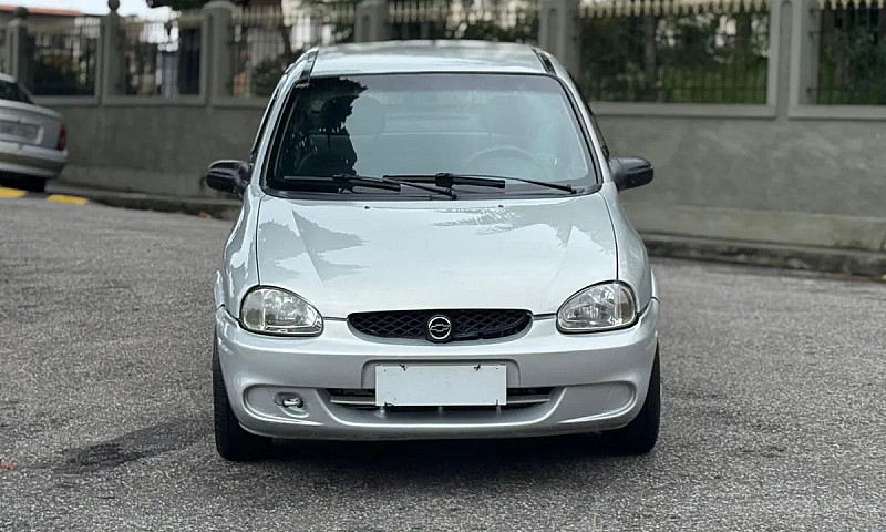 Chevrolet Corsa Sed....