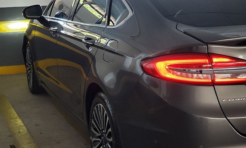 Fusion Titanium Awd ...