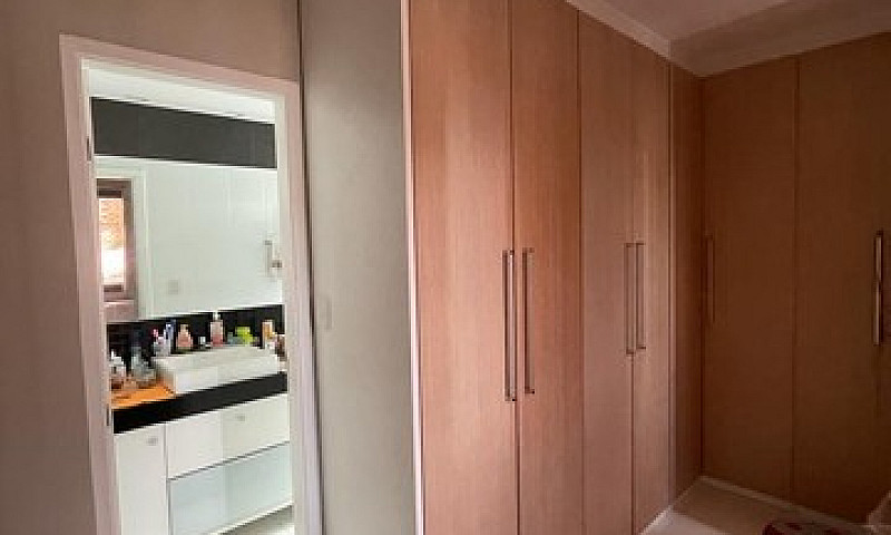Condominio Tivoli Re...