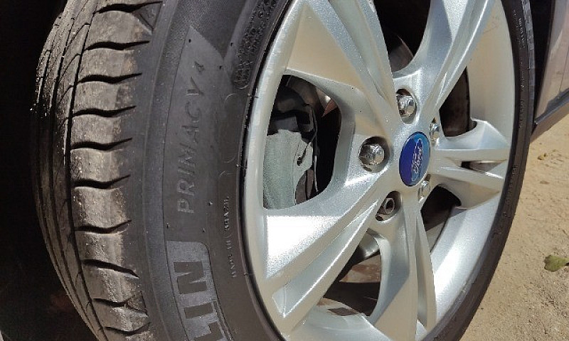 Focus Sedan 2.0 16V/...