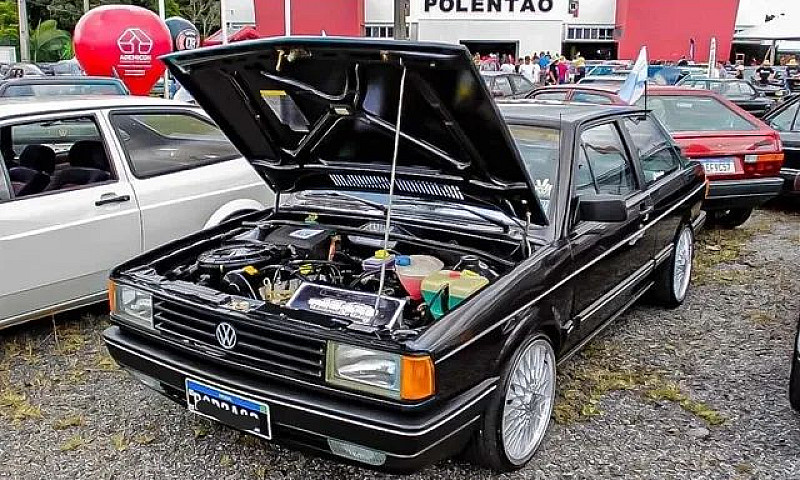Voyage Gls 1.8  1989...