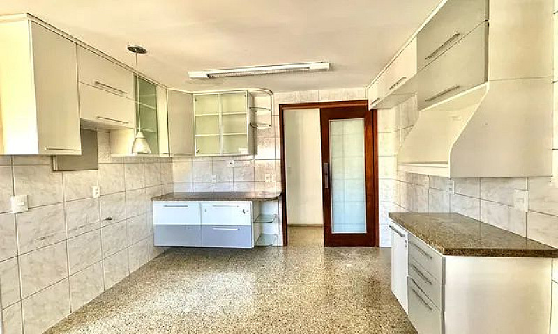 Apartamento 153M², 3...