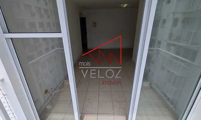 Apartamento-À Venda-...