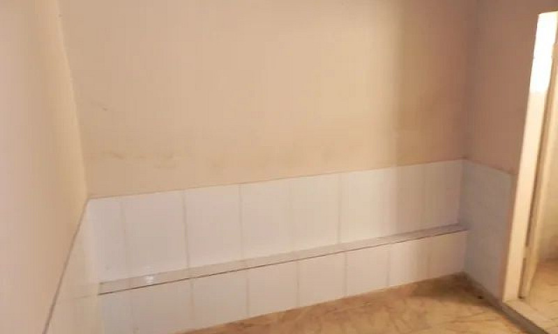 Casa Com 2 Dormitóri...