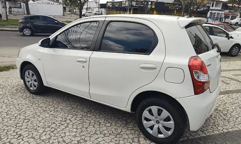 Etios 1.5 Xs Manual ...