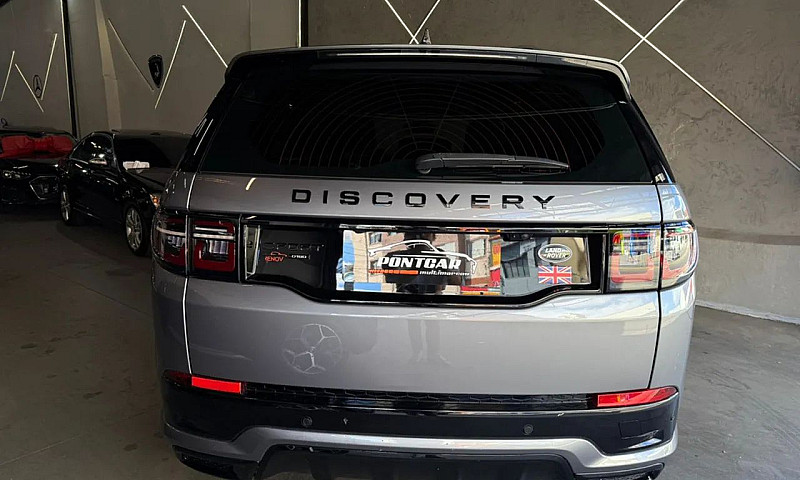 Land Rover Discovery...