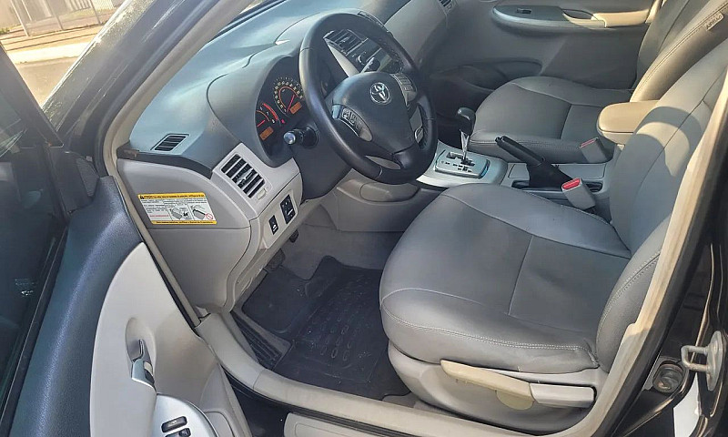 Toyota Corolla Xei 2...