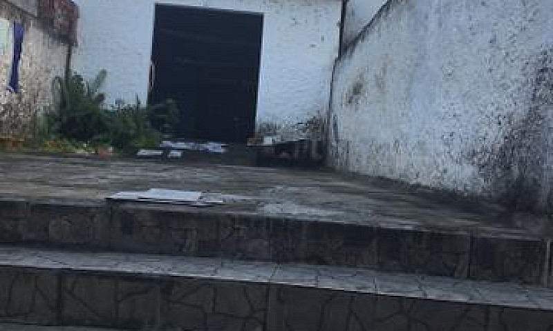 Vende-Se Está Casa...