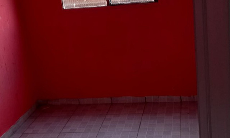Aluga-Se Casa Em  Ru...