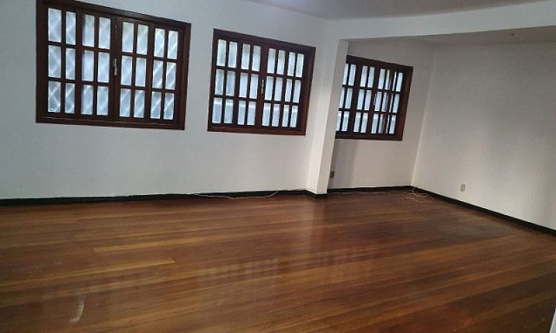 Vendo Casa Em Jucutu...