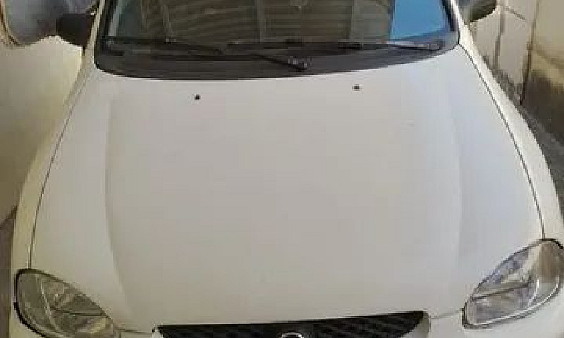Corsa 2001...