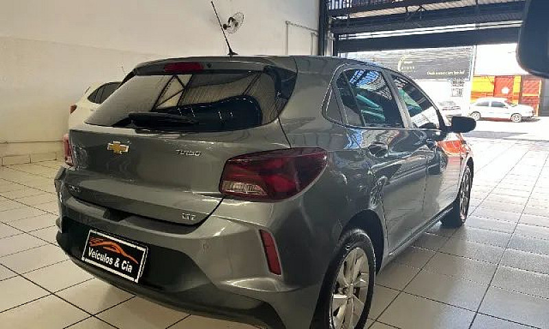 Onix Hatch Ltz 1.0 T...