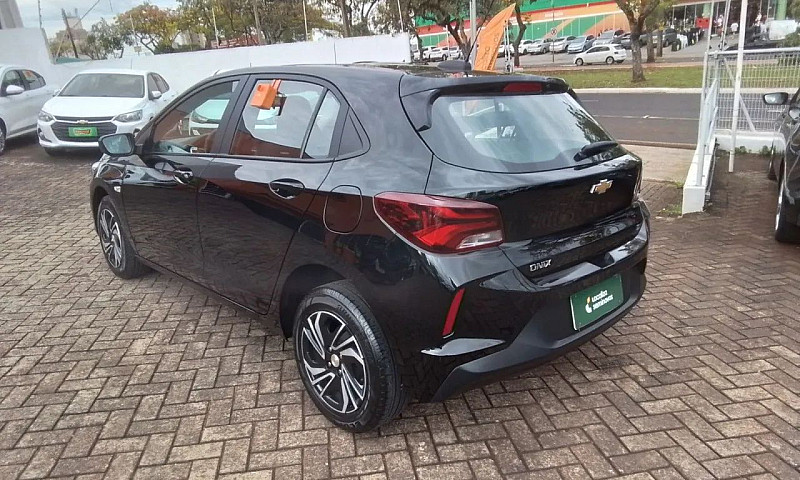 Chevrolet Onix Hatch...