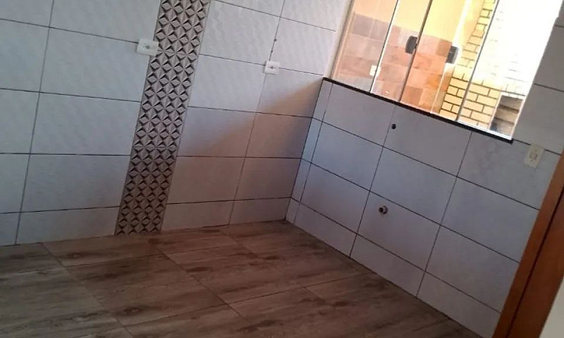 Linda Casa Em Flores...
