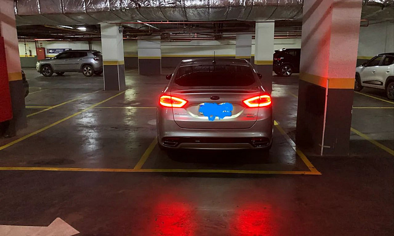 Ford Fusion Titanium...