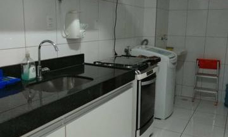 Aluga-Se Um Excelent...