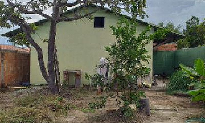 Linda Casa Em Esmera...