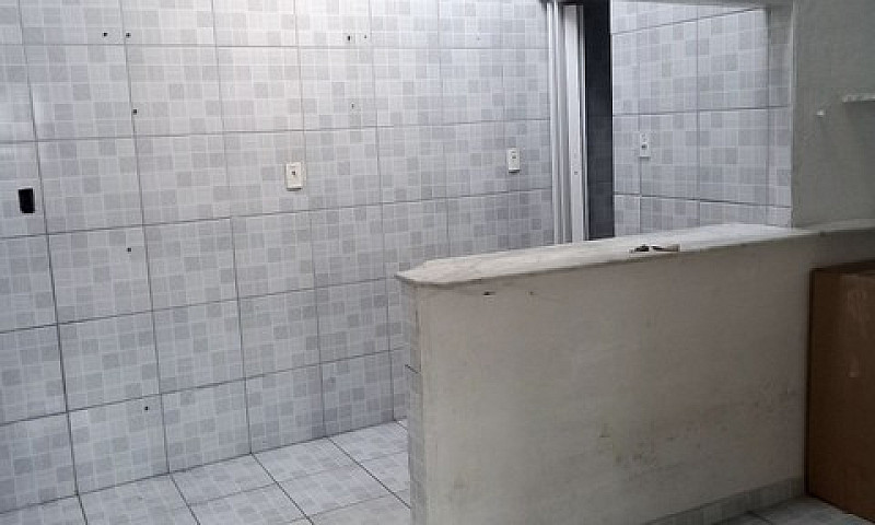 Aluga-Se Casa Em  Ru...
