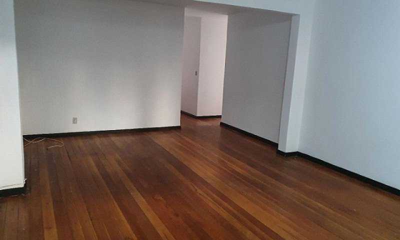 Vendo Casa Em Jucutu...