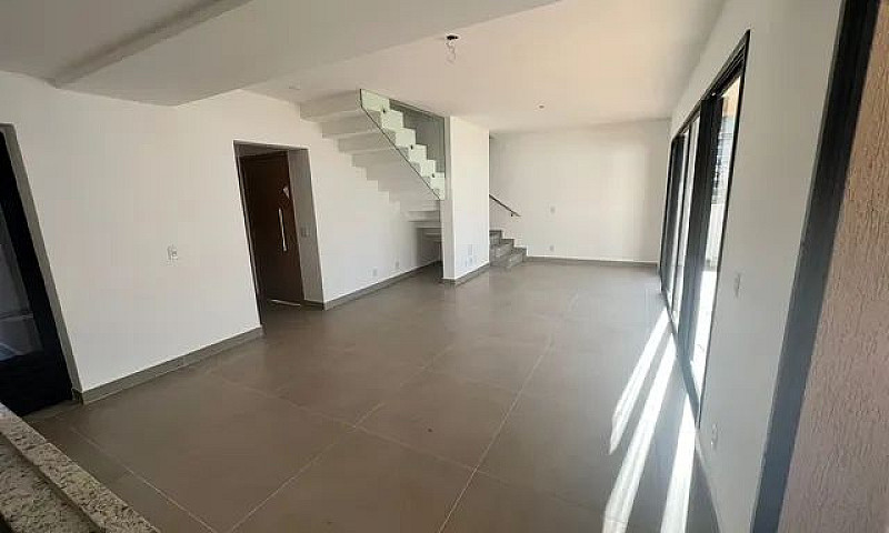 Vendo Ágio De Uma Es...