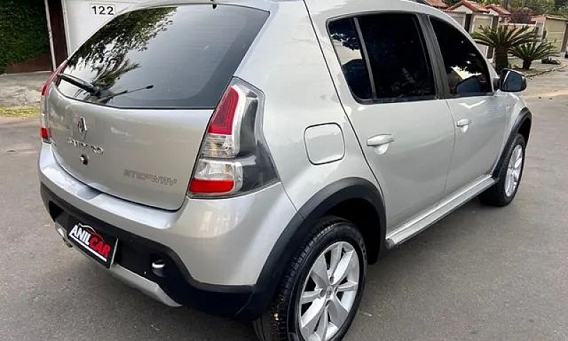 Sandero Stepway 2013...