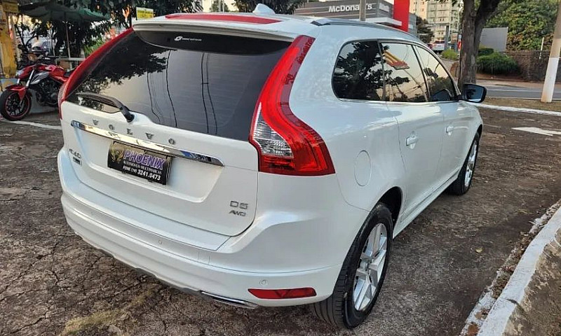 Volvo Xc60 2.4 D5 Mo...