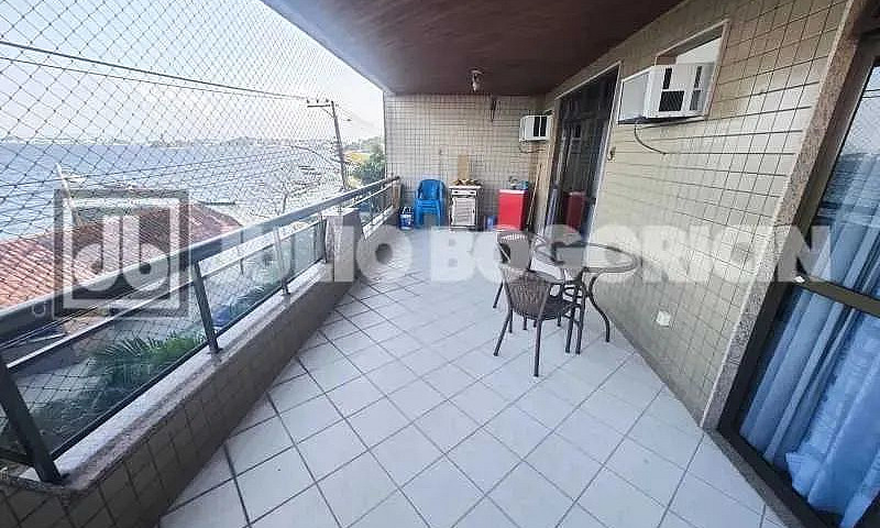 Apartamento : Padrão...