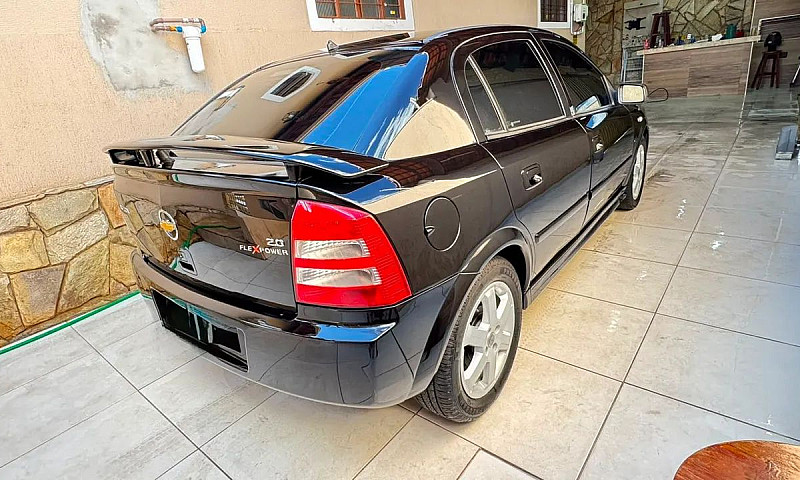 Chevrolet Astra Adva...