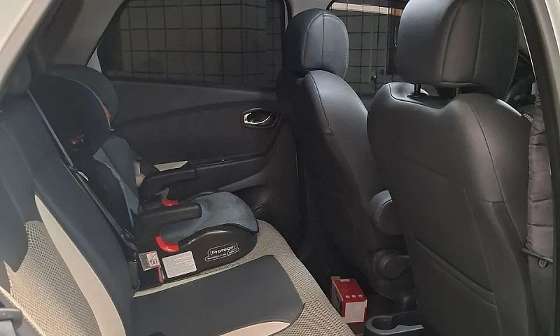 Renault Captur Inten...