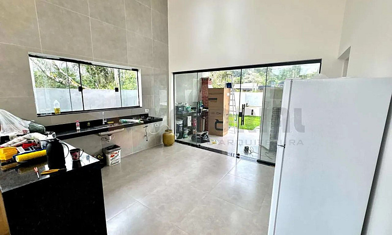Casa Residencial / M...