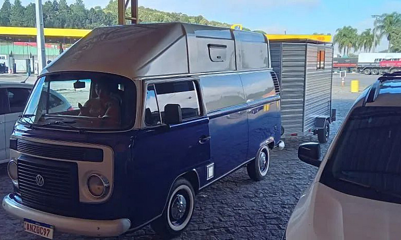 Volkswagen Kombi Fur...