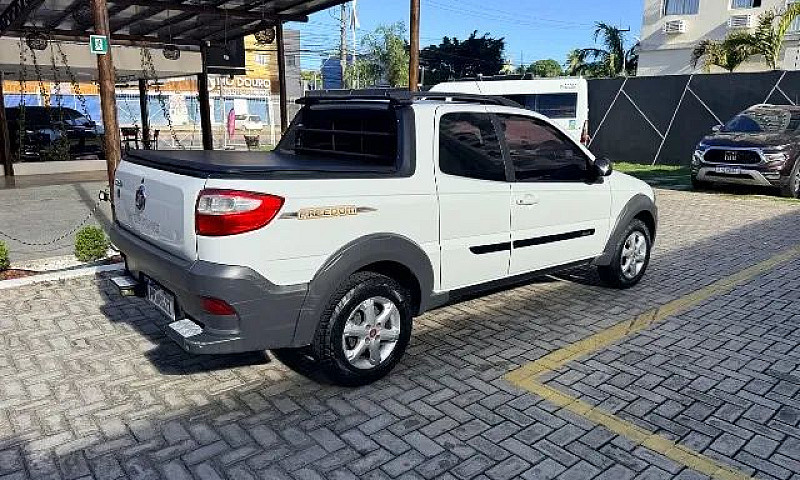 Fiat Strada Working ...