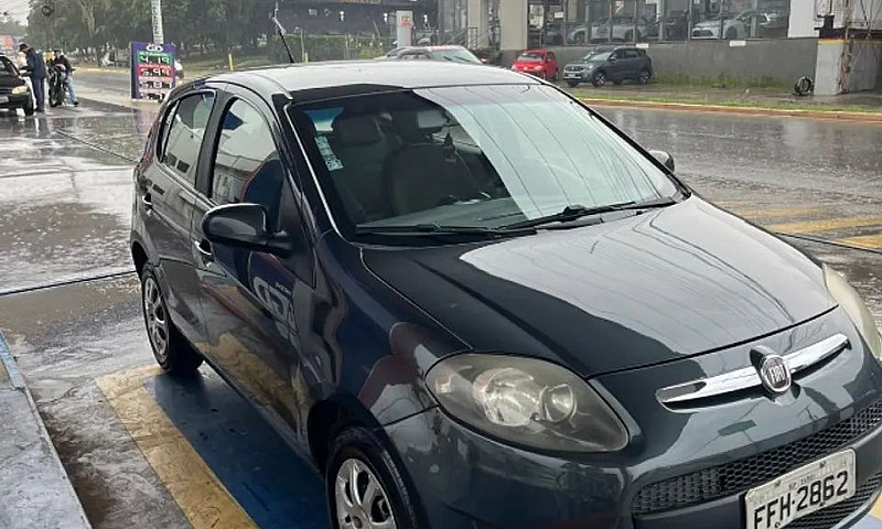 Fiat Palio Attractiv...