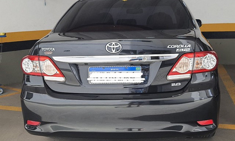 Corolla Altis 2011/2...