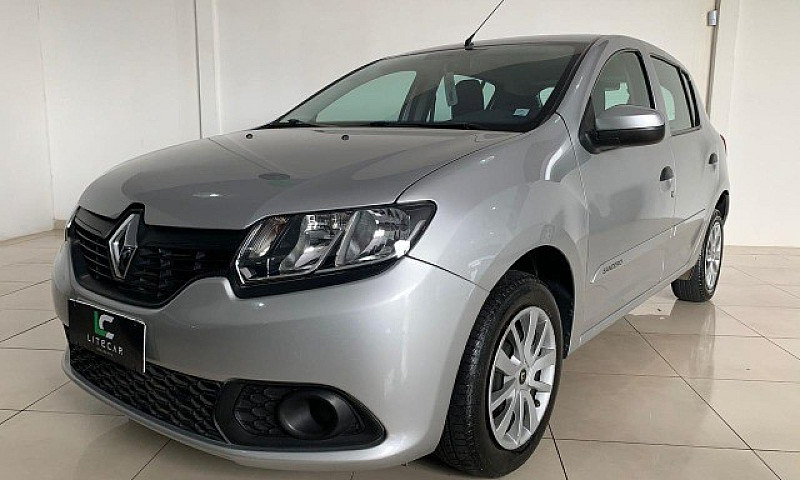 Renault Sandero Auth...