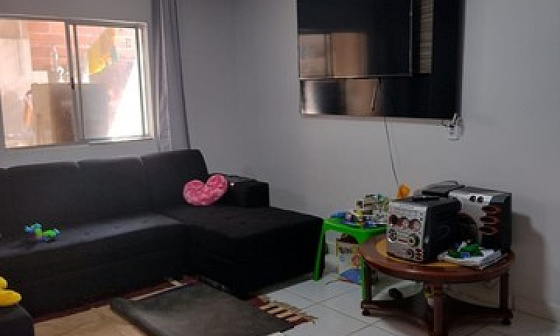Vende-Se Casa Setor ...