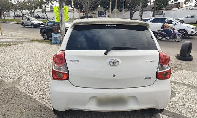 Etios 1.5 Xs Manual ...