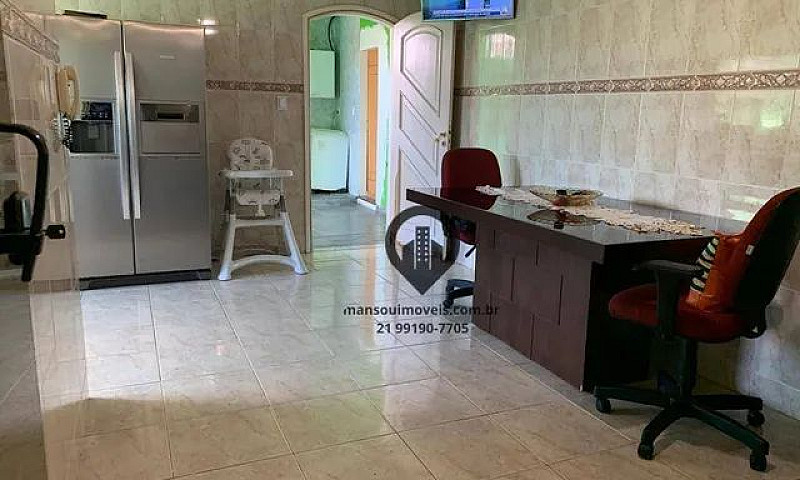 Casa Com 3 Quartos E...