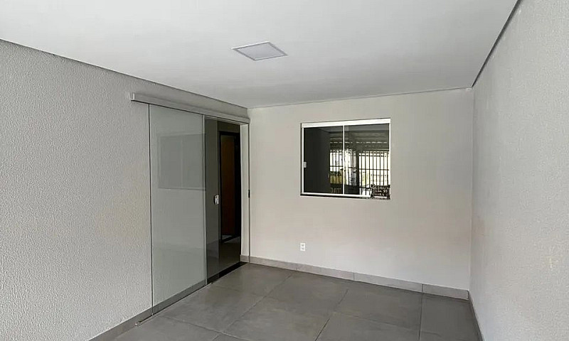 Alugo Casa Reformada...