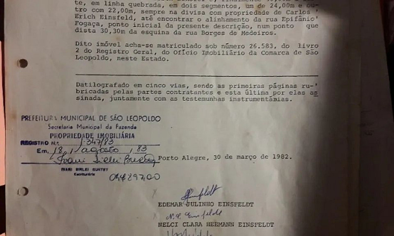 Casa Em Terreno Com ...