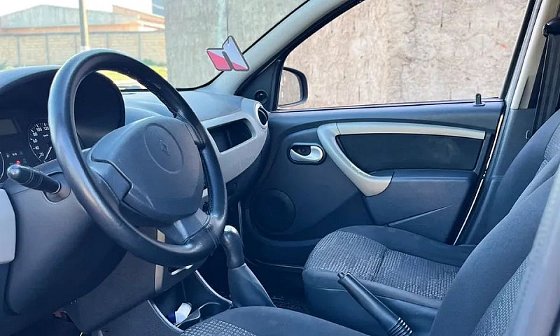 Renault Sandero Expr...