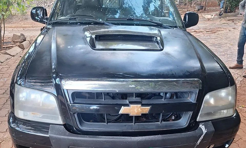 Chevrolet S10 Pick-U...