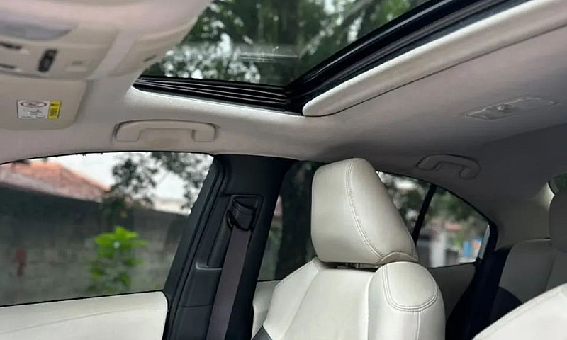 Toyota Corolla Altis...