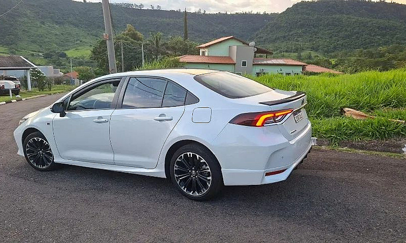 Toyota Corolla Gr-Sp...